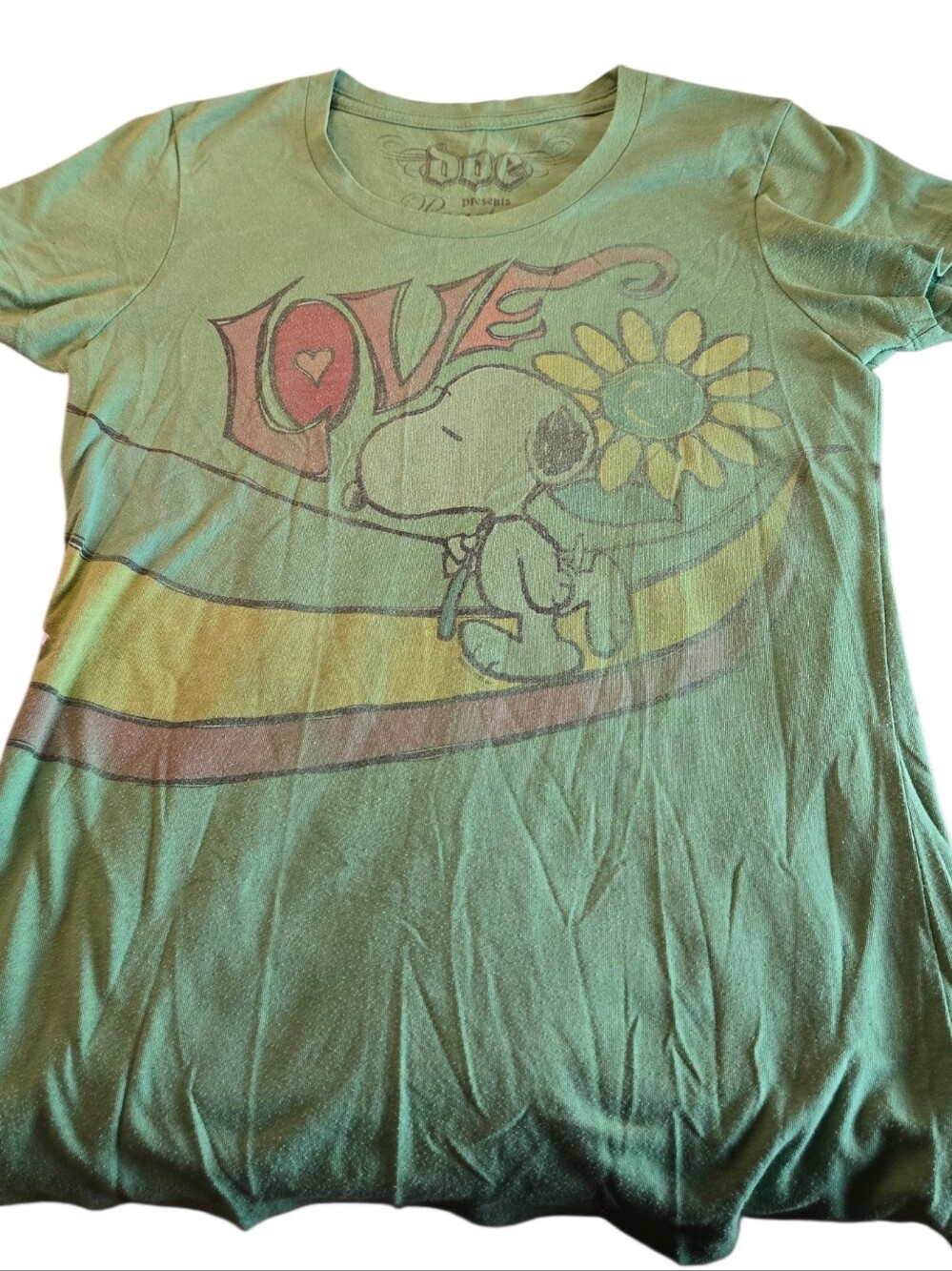 Peanuts Snoopy 'LOVE' Graphic Tee - Green-Size Large